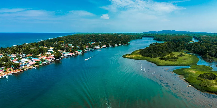 Tortuguero Village und die Kanäle im Regenwald