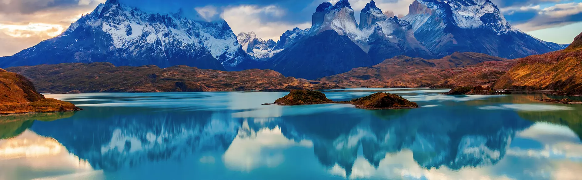 Sonnenuntergang in der Nähe von Torres del Paine, Chile